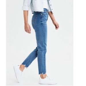 American Eagle Mom Jean